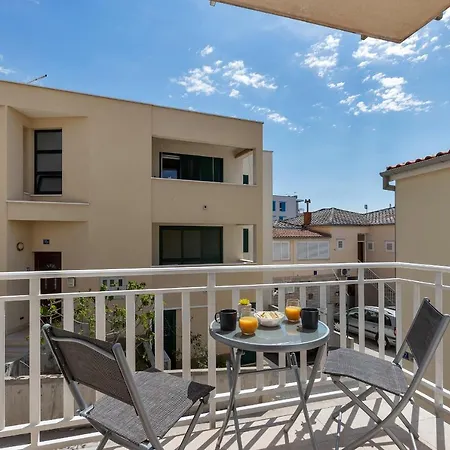 Apartman Near The Luxury Matteo